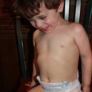 Huggies Snug & Dry Diapers and Huggies Wipes (Review)