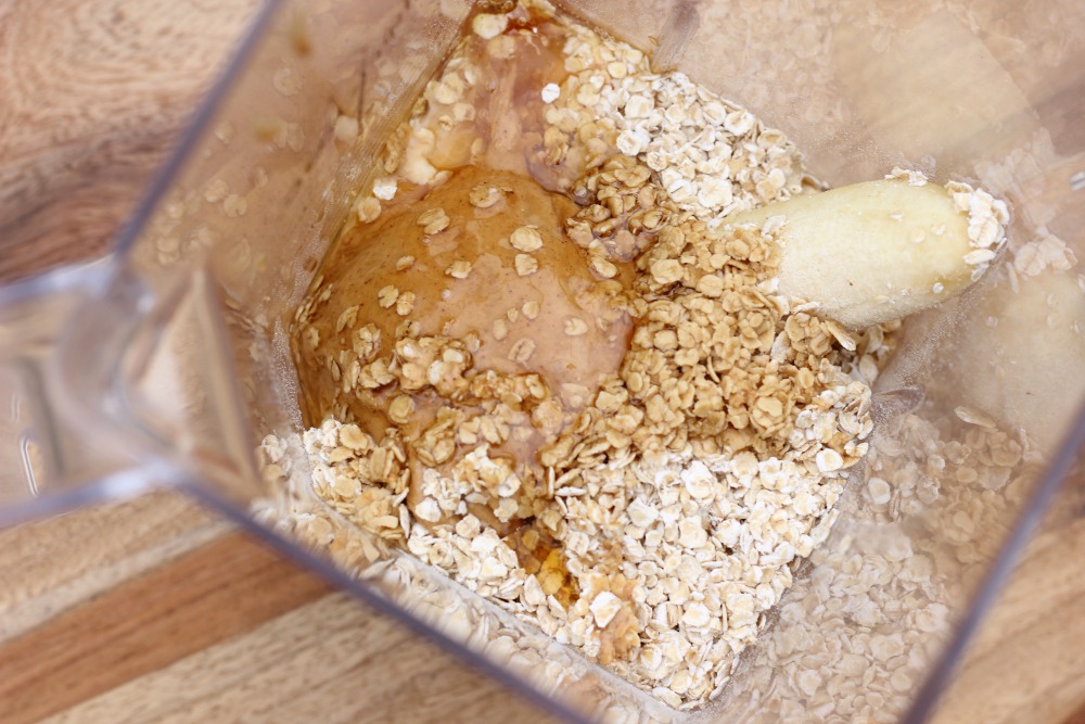 peanut butter oat blender muffins ingredients